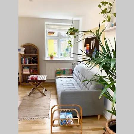 Hyggeligt Familieejet B&B - Centralt Beliggende *