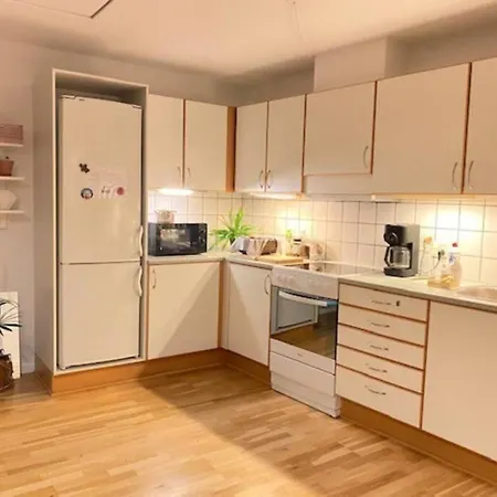 Διαμέρισμα Hyggeligt Familieejet B&B - Centralt Beliggende Randers