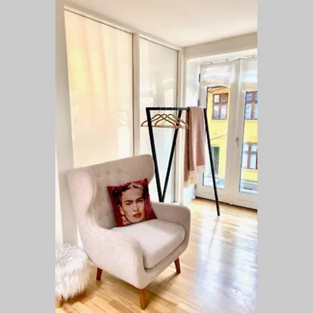 Hyggeligt Familieejet B&B - Centralt Beliggende Διαμέρισμα Randers
